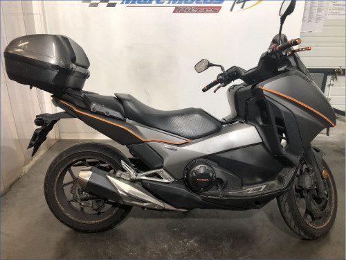 HONDA 750 INTEGRA 