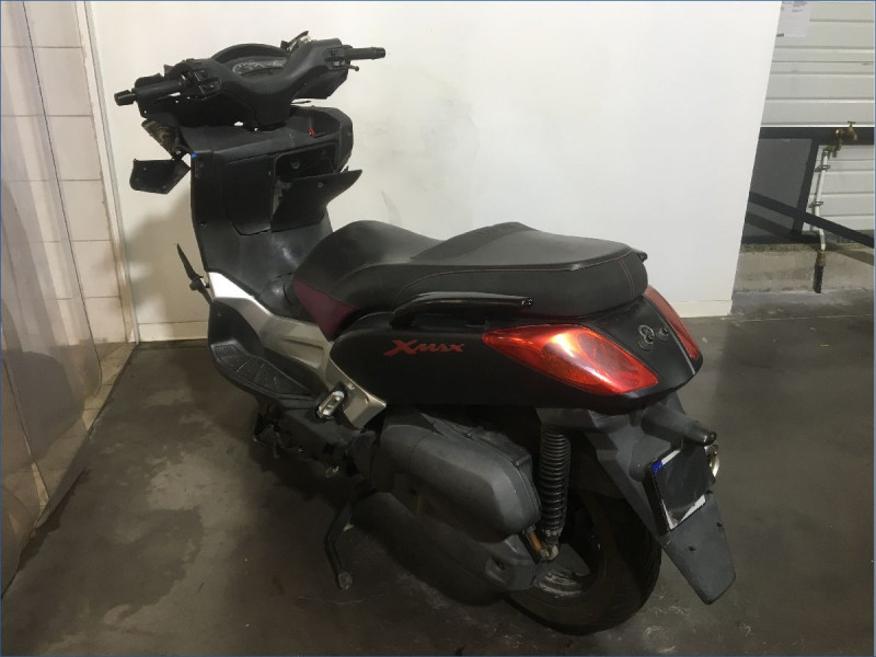 YAMAHA 125 XMAX 