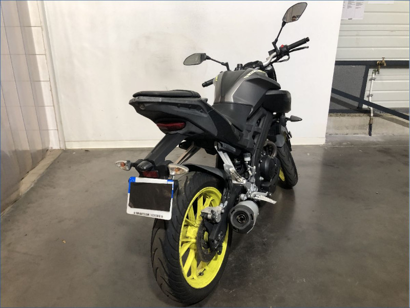 YAMAHA MT125 ABS