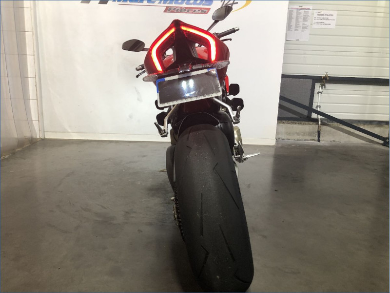 DUCATI 1100 STREETFIGHTER V4 S