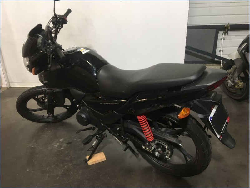 HONDA CB125F 