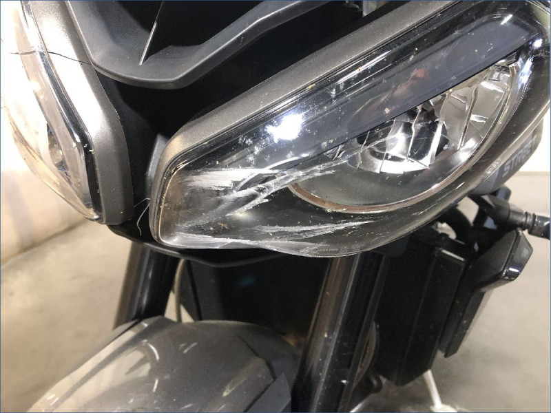 TRIUMPH 765 STREET TRIPLE R