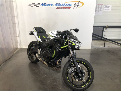 KAWASAKI Z650 