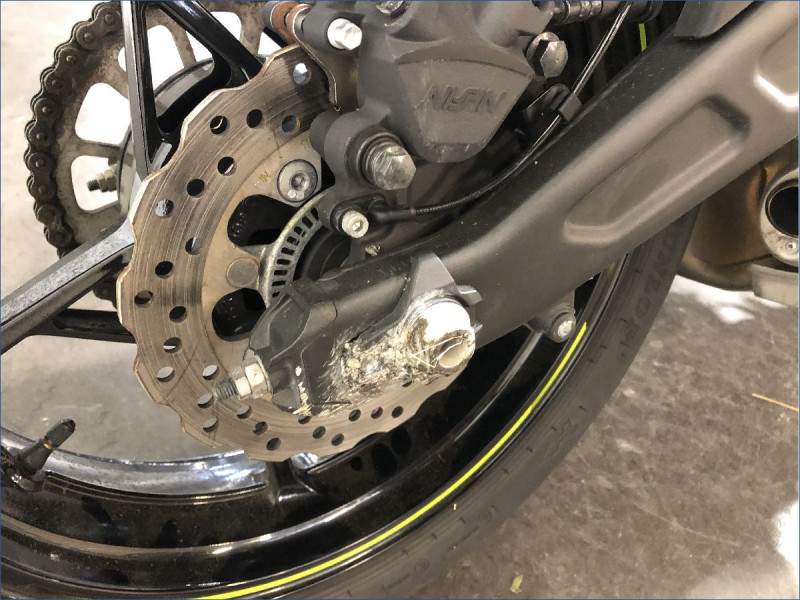 KAWASAKI Z650 