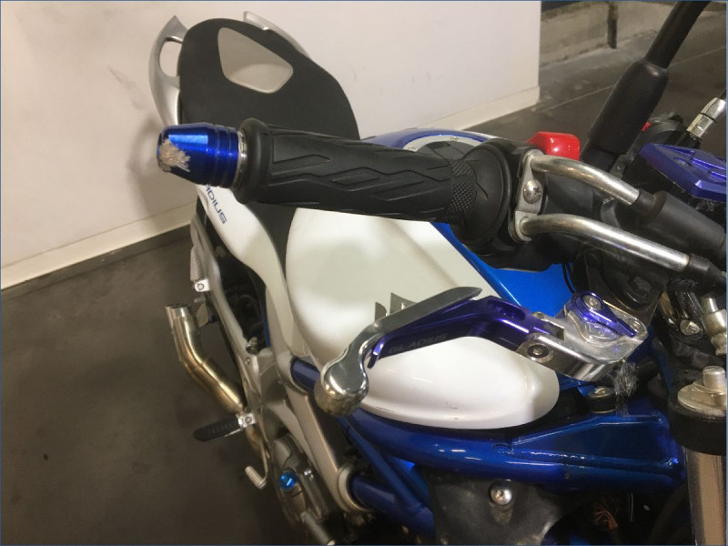 SUZUKI 650 GLADIUS 