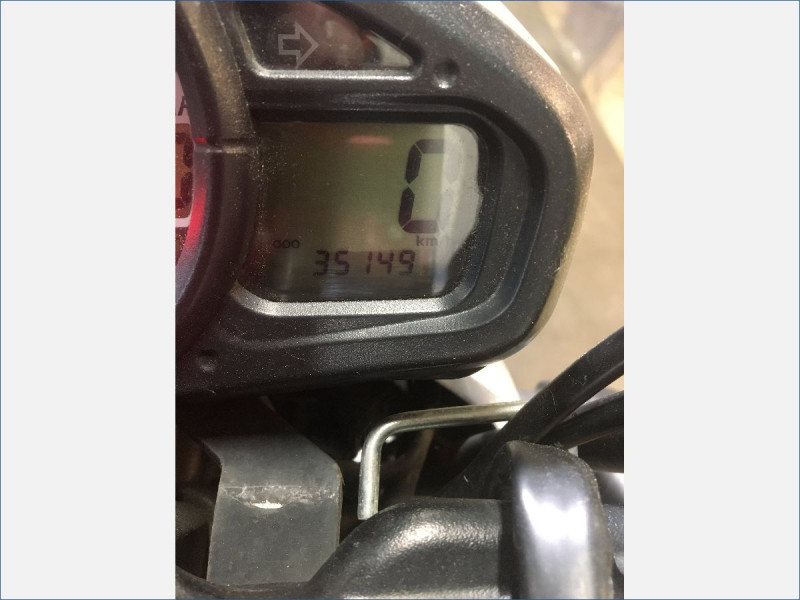 SUZUKI 650 GLADIUS 