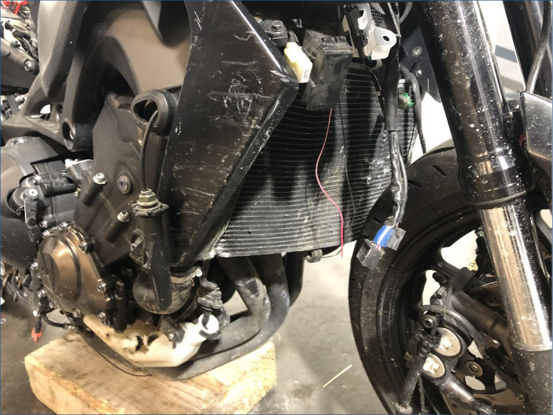 YAMAHA MT09 