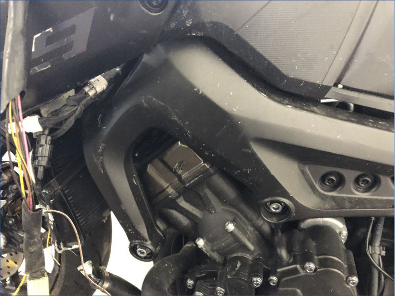 YAMAHA MT09 