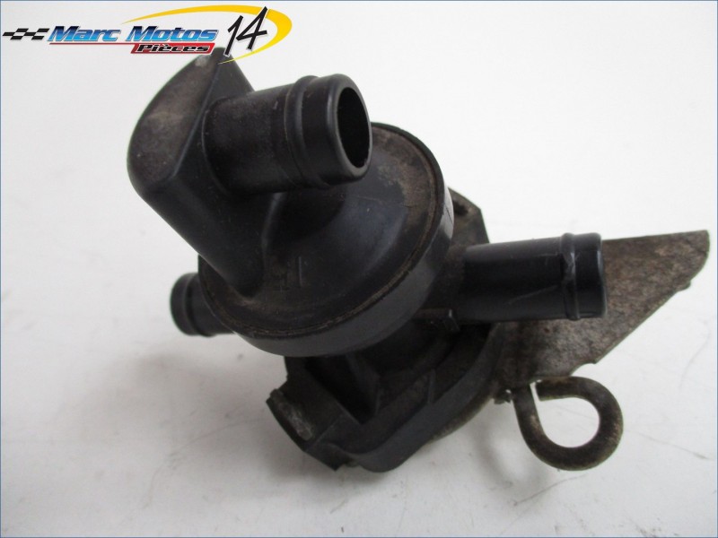 CLAPET DE RECYCLAGE DES GAZ HONDA 125 VARADERO 2004