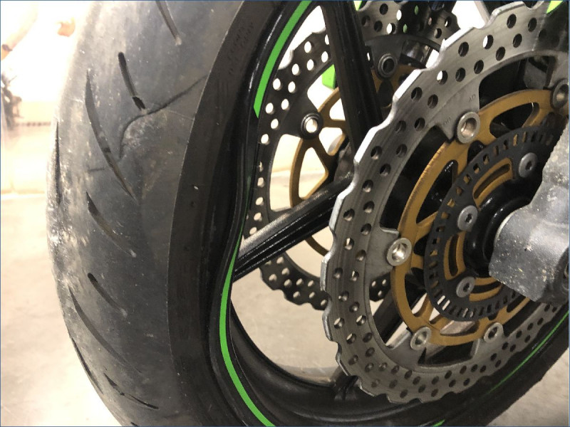 KAWASAKI ZX6R 636 