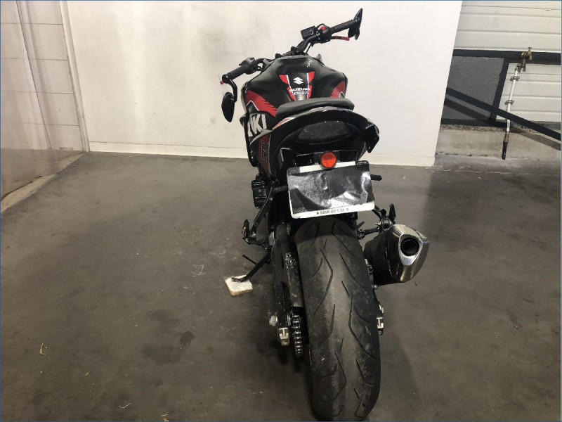 SUZUKI 750 GSX-S 
