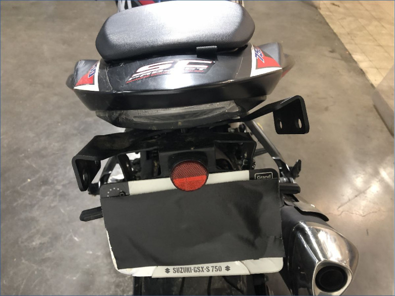 SUZUKI 750 GSX-S 
