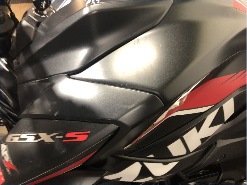 SUZUKI 750 GSX-S 