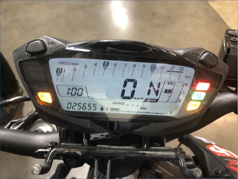 SUZUKI 750 GSX-S 