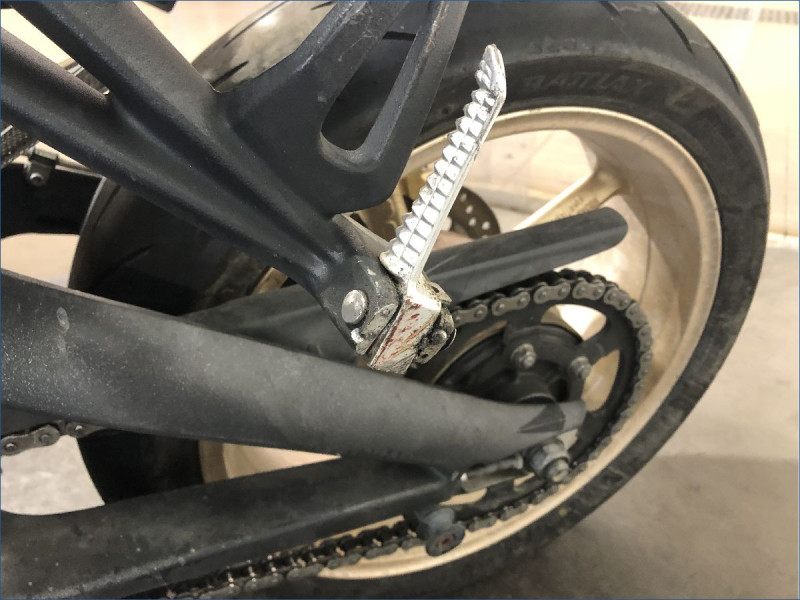 TRIUMPH 675 STREET TRIPLE 