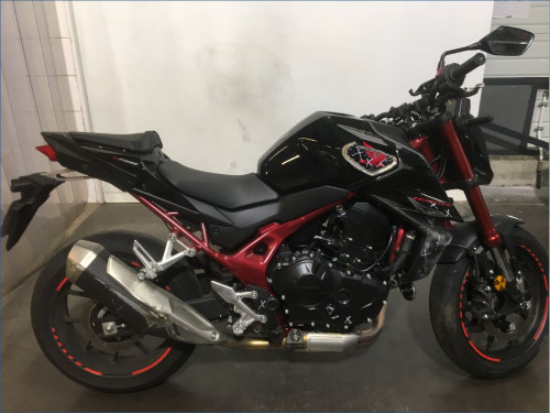 HONDA 750 HORNET 