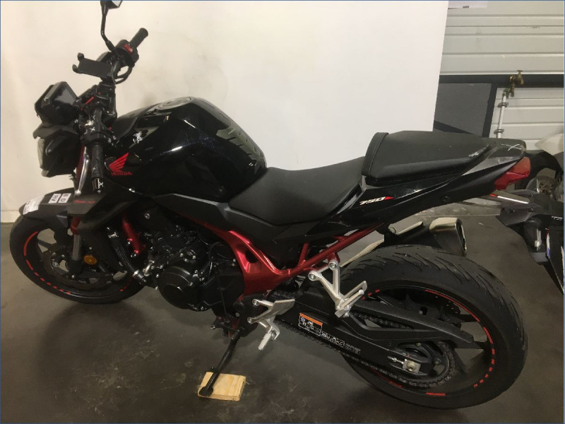 HONDA 750 HORNET 