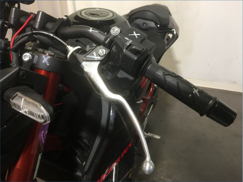 HONDA 750 HORNET 