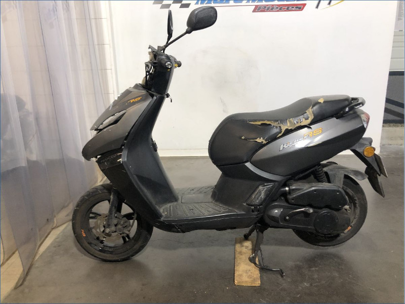 PEUGEOT 50 KISBEE RS
