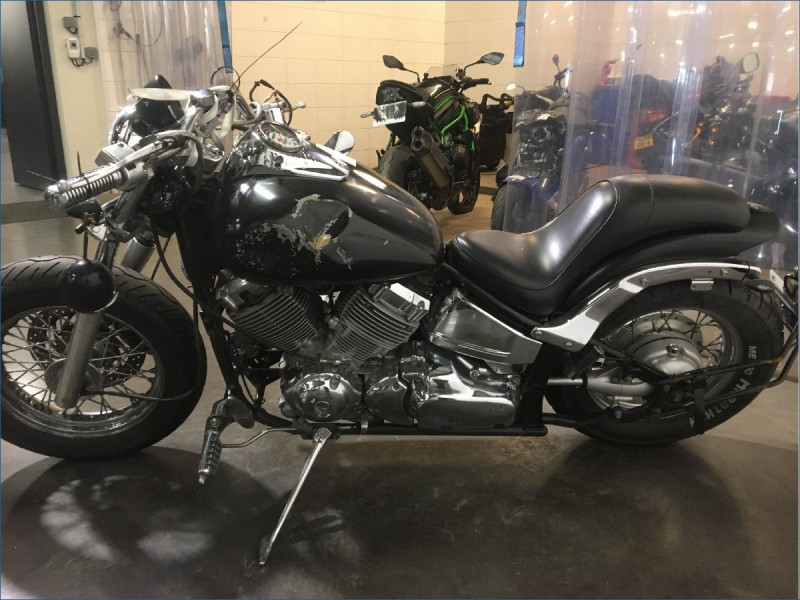 YAMAHA 650 XVS DRAGSTAR 