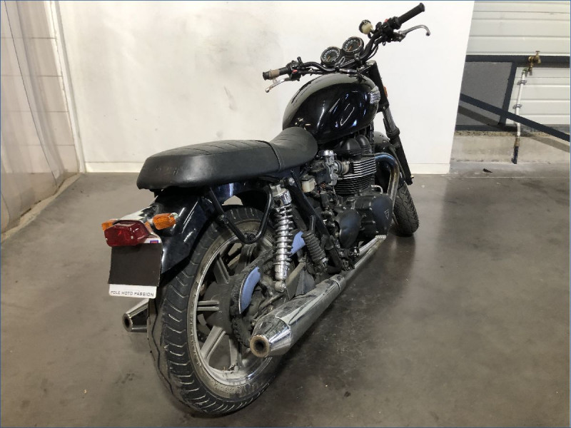 TRIUMPH 865 BONNEVILLE T100 