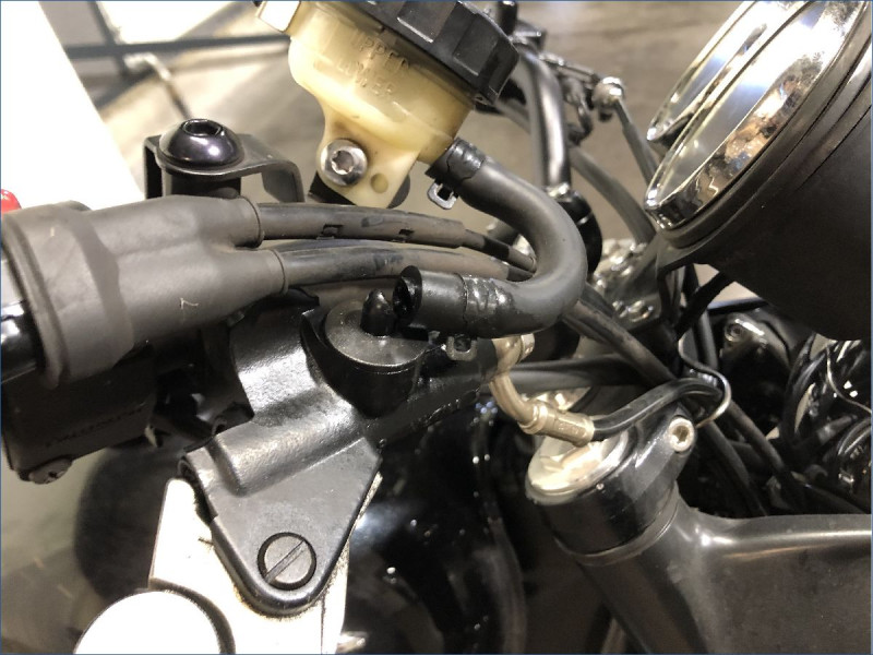 TRIUMPH 865 BONNEVILLE T100 