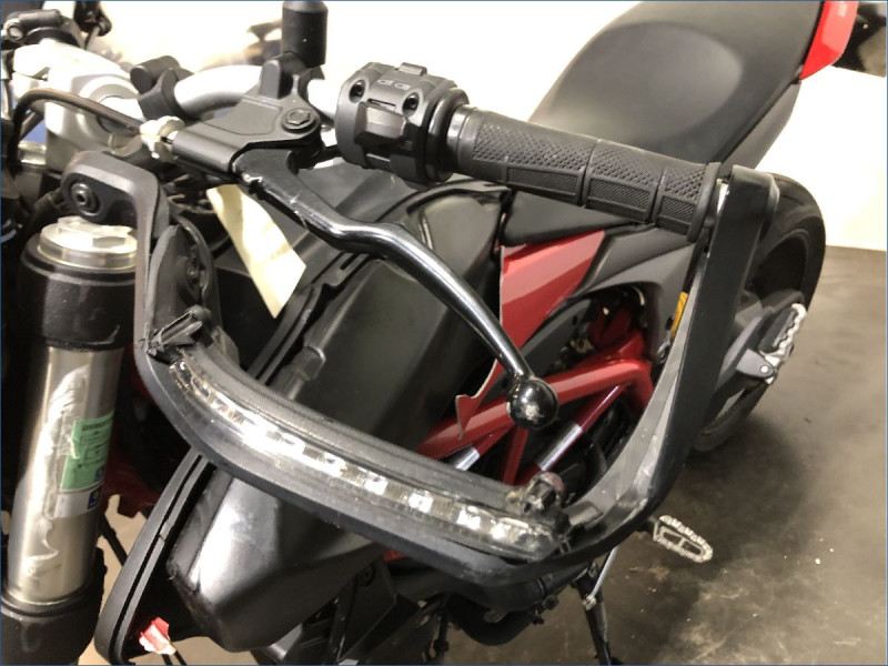 DUCATI 939 HYPERMOTARD 