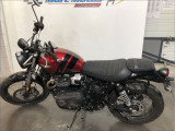 TRIUMPH 900 STREET SCRAMBLER 