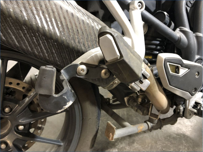 TRIUMPH 1200 TIGER EXPLORER