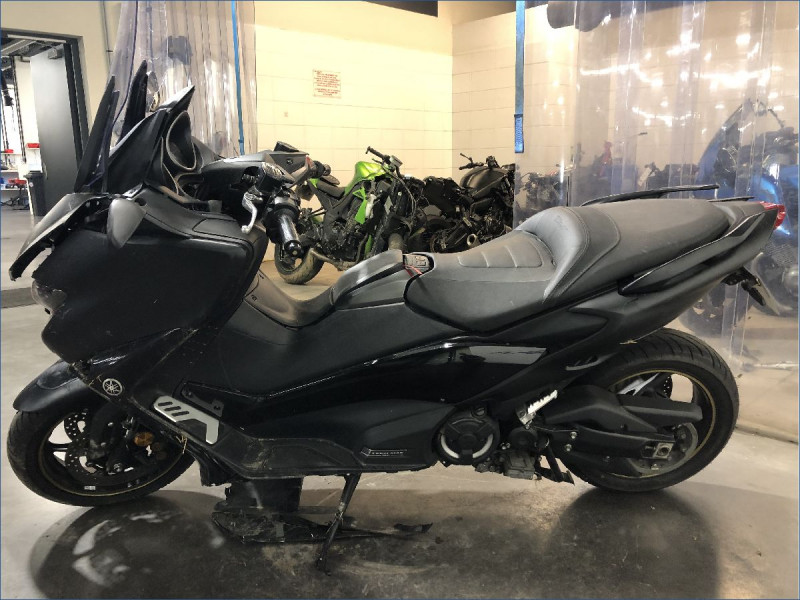 YAMAHA 560 TMAX TECH MAX