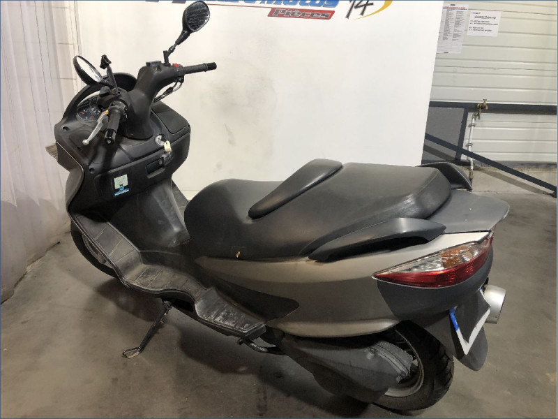 SUZUKI 125 BURGMAN 