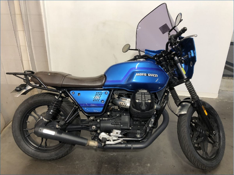 MOTO GUZZI 750 V7 STONE 