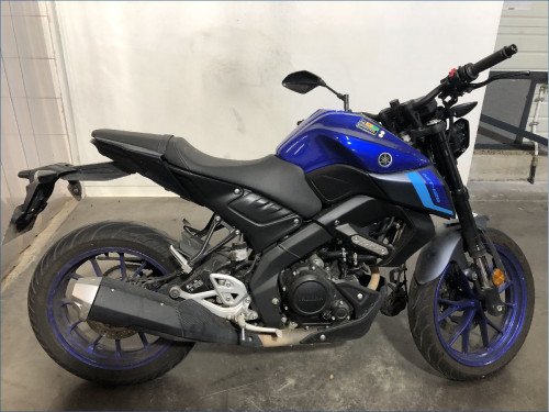 YAMAHA MT125 