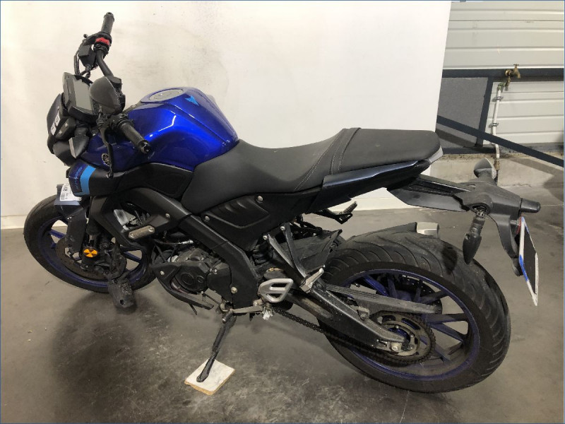 YAMAHA MT125 