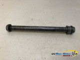AXE DE ROUE ARRIERE HONDA 600 CBR R 2003