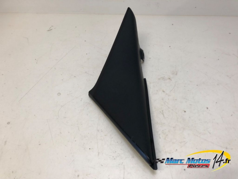 CACHE LATERAL INTERMEDIAIRE DROIT HONDA 600 CBR R 2003