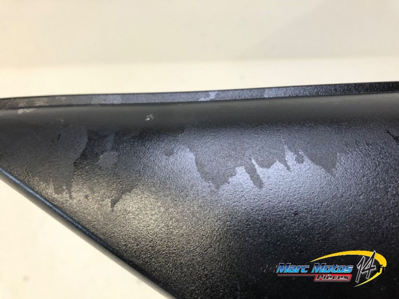 CACHE LATERAL INTERMEDIAIRE GAUCHE HONDA 600 CBR R 2003