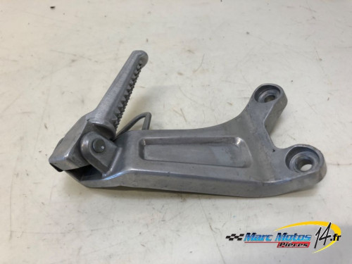 PLATINE ARRIERE DROITE HONDA 600 CBR R 2003