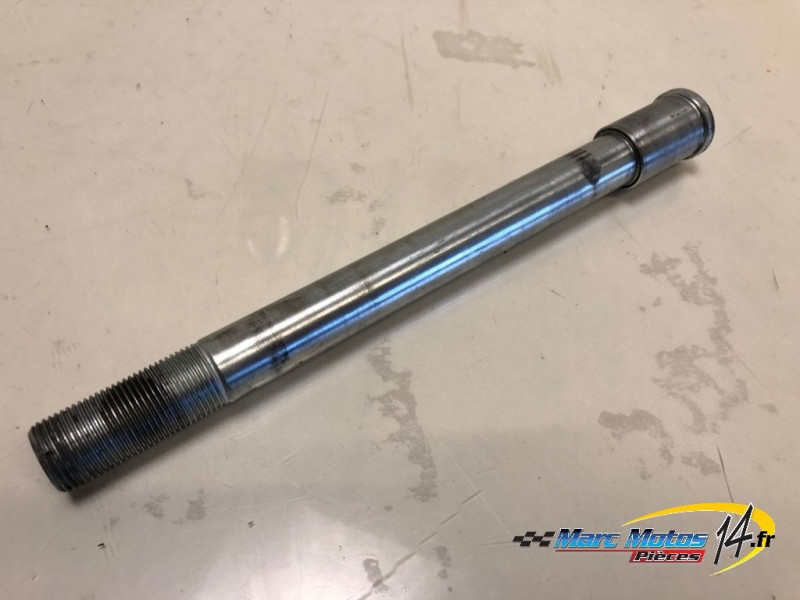 AXE DE ROUE AVANT KAWASAKI ER6 N 2007