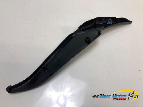 CACHE LATERAL INTERMEDIAIRE GAUCHE KAWASAKI ER6 N 2007
