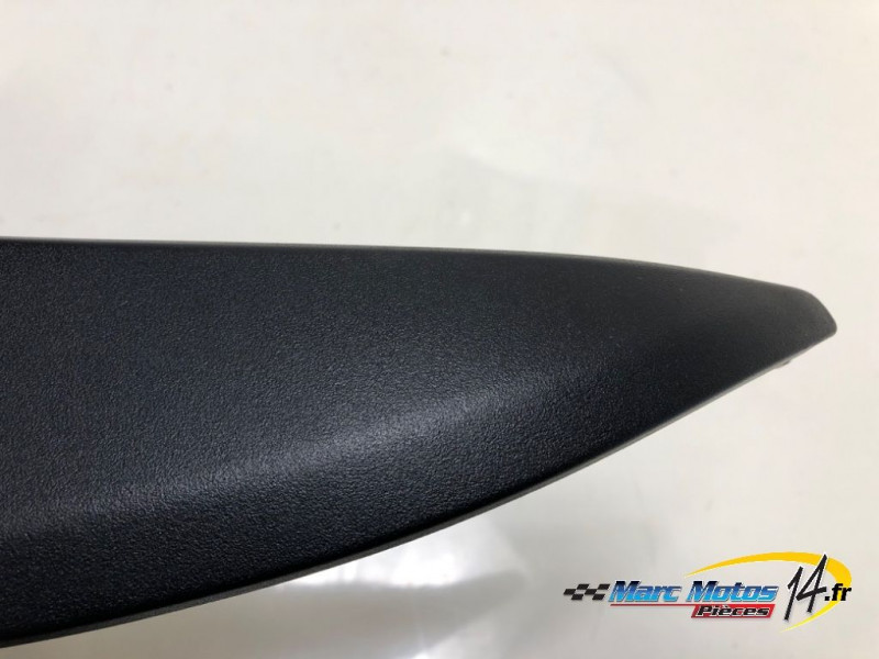 CACHE LATERAL INTERMEDIAIRE GAUCHE KAWASAKI ER6 N 2007