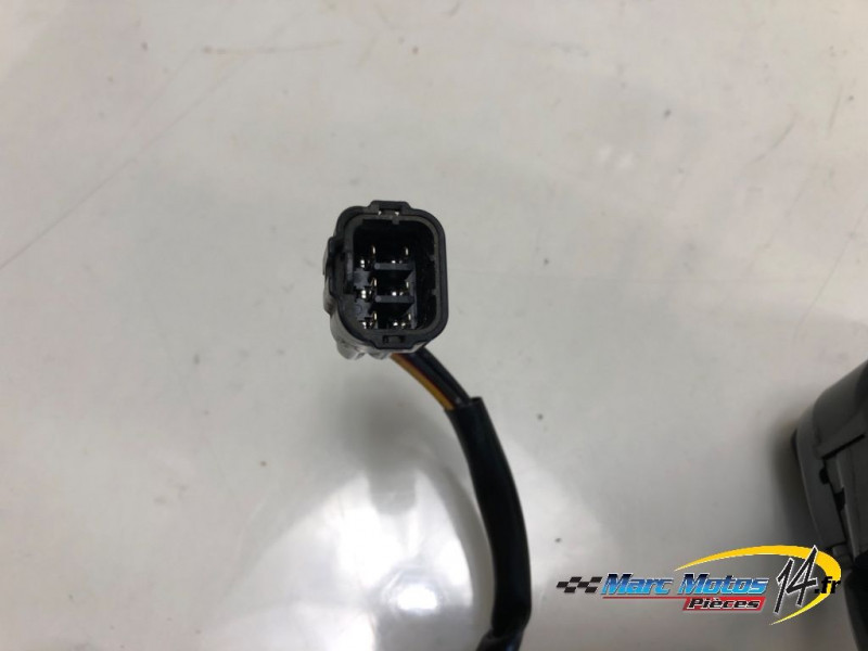 COMMODO DROIT KAWASAKI ER6 N 2007