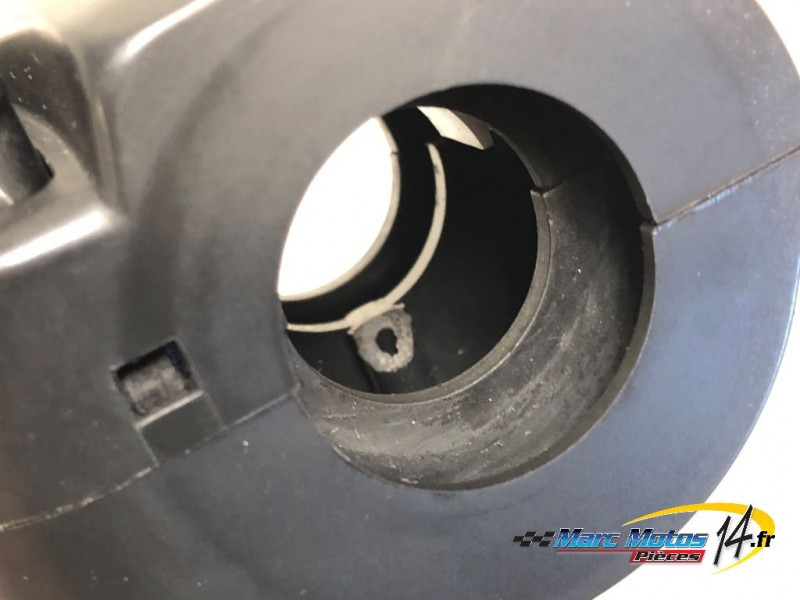 COMMODO DROIT KAWASAKI ER6 N 2007