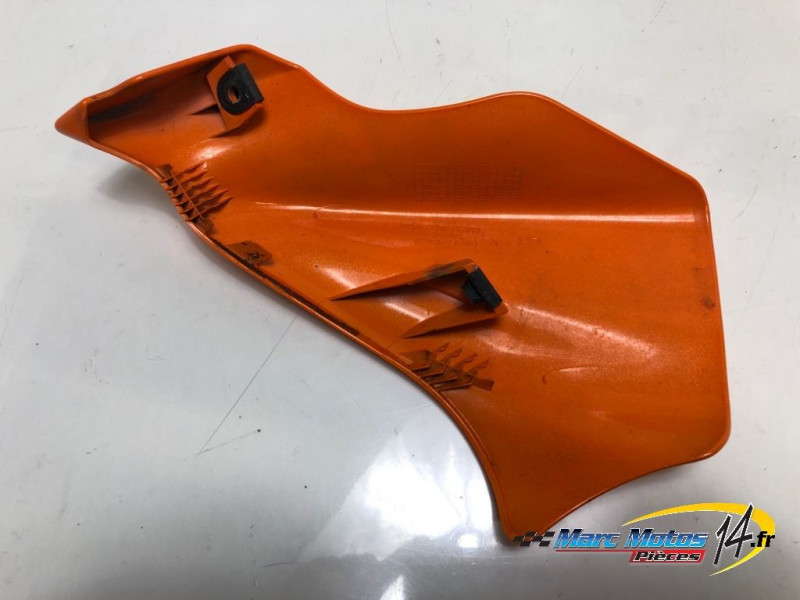 ENTOURAGE D'OPTIQUE KAWASAKI ER6 N 2007