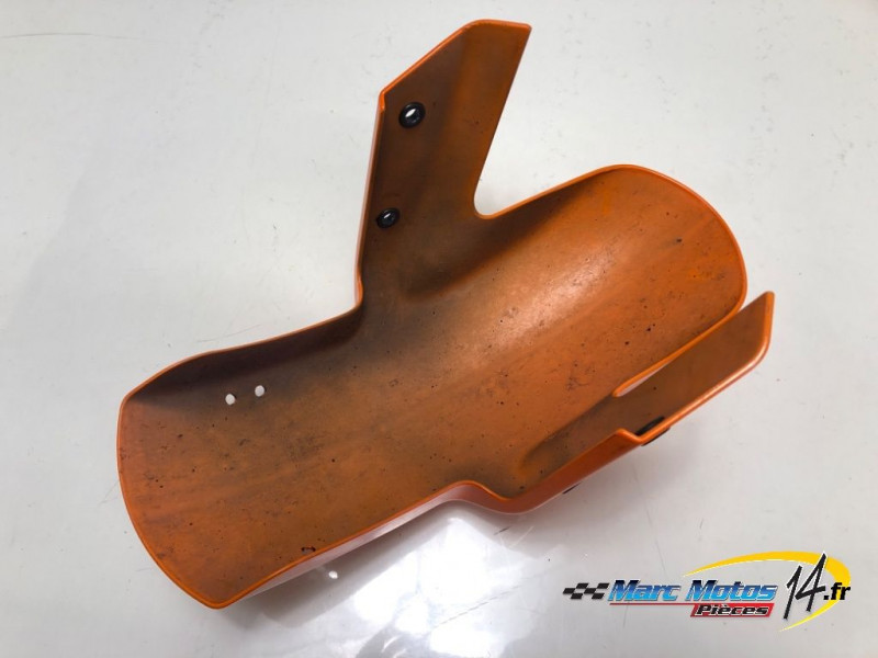 GARDE BOUE AVANT KAWASAKI ER6 N 2007
