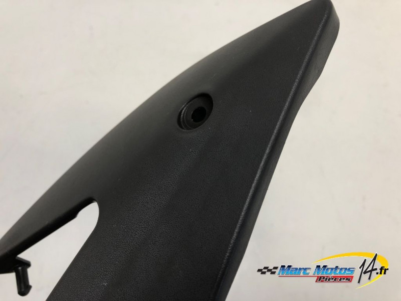 HABILLAGE DE CADRE DROIT KAWASAKI ER6 N 2007