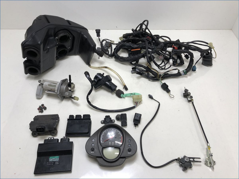 MECANIQUE COMPLETE KAWASAKI ER6 N 2007