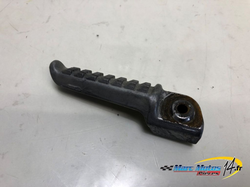 REPOSE-PIED ARRIERE DROIT KAWASAKI ER6 N 2007