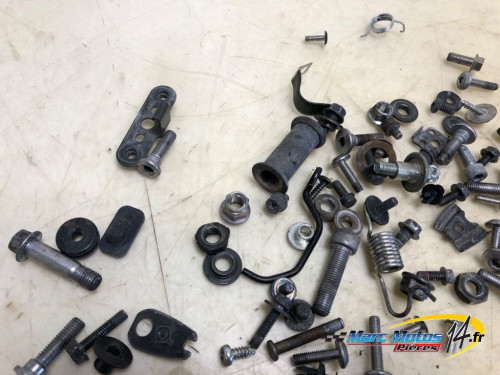 VISSERIE KAWASAKI ER6 N 2007