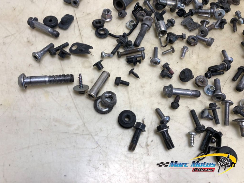 VISSERIE KAWASAKI ER6 N 2007